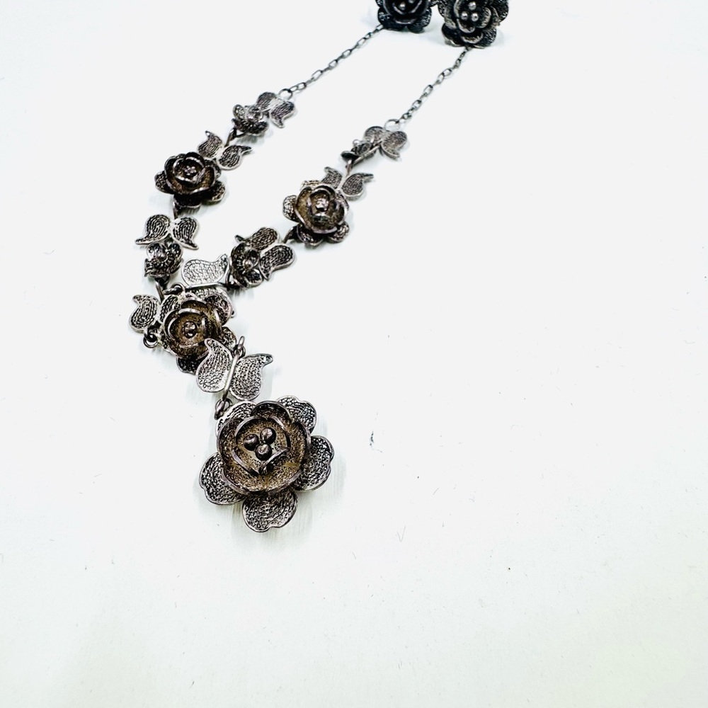 Rare ANTIQUE FILIGREE ROSE BLOSSOM STERING SILVER Necklace & Earrings Set - Picture 6 of 6